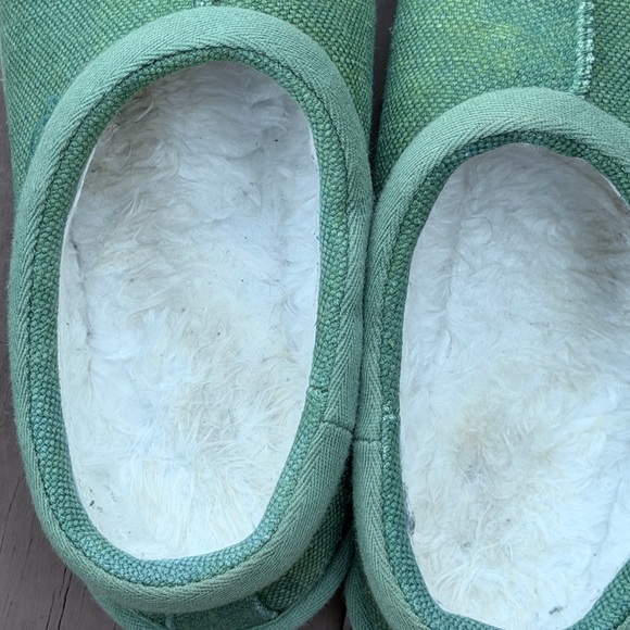 UGG Lactae Hevea - Vegan rubber sole collab Cozy Green Slippers - Picture 5 of 5